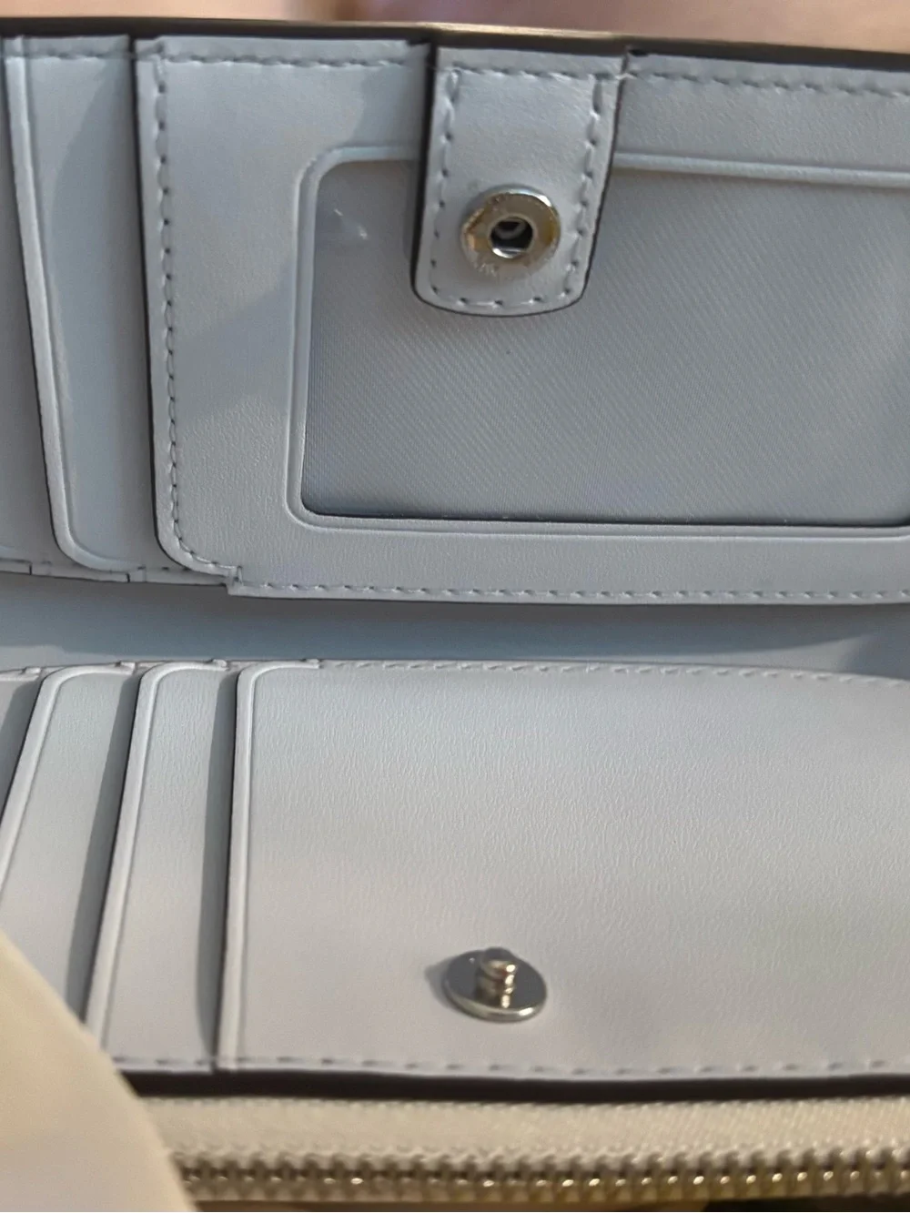 kate spade New York Devin Slim True White Zip-Top Card Wallet